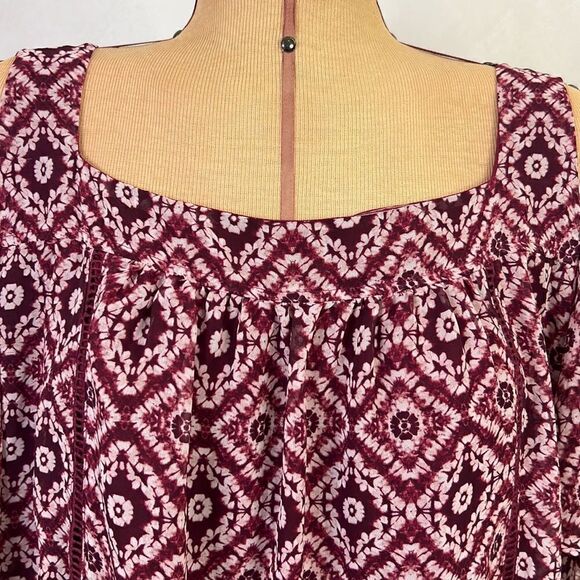 Lane Bryan Geometric Print Wine Cold Shoulder Blouse - Size 18 - Picture 4 of 12